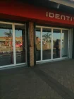 Photo #1. Complaint-review: Identity - Store closed.